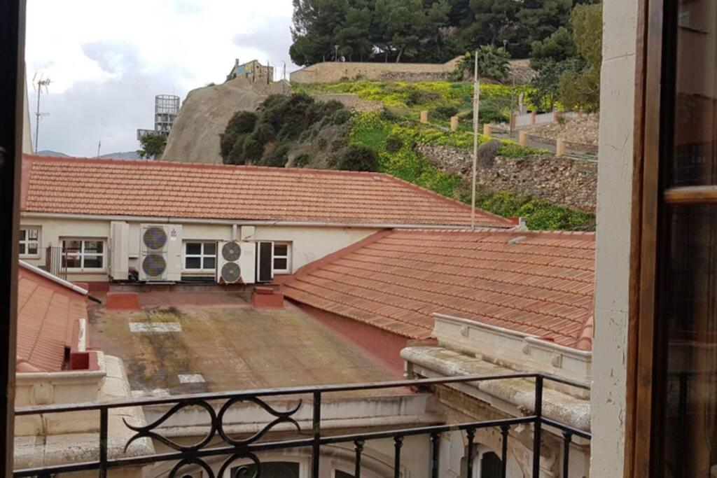 Apartment Piso Modernista En Casco Historico Con Garaje